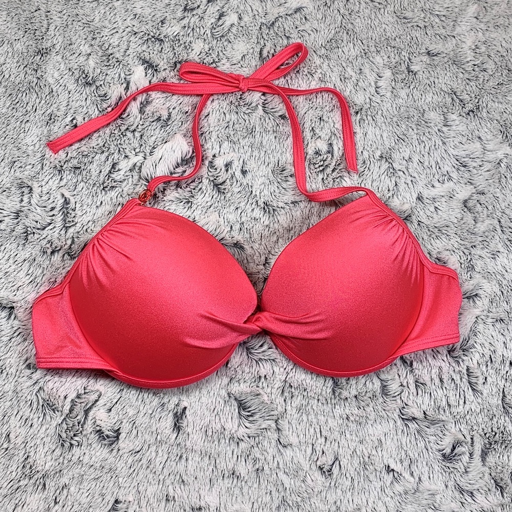 ☀️ Victoria’s Secret Swim— Halter Bikini Top☀️